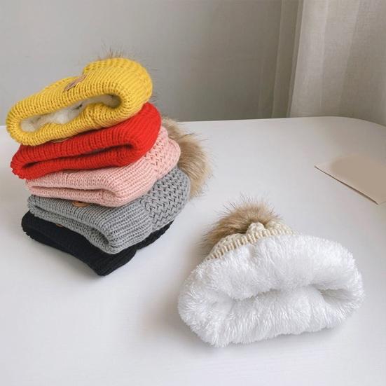 

Yousheng 2 шт./комплект осенне-зимняя детская вязаная шапка шарф комплект плюшевый мячик медвежонок логотип декор толстая теплая шапка шарф аксессуары для костюма чёрный