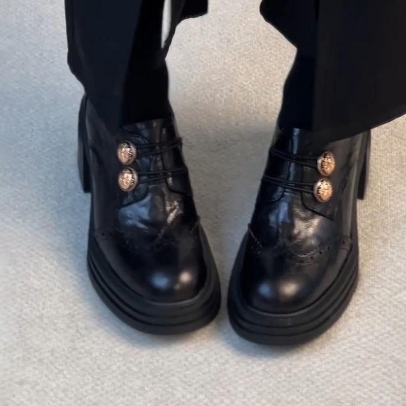 Sheepskin version~ Badge metal buckle retro one-pedal women's round head thick-soled waterproof table high-heeled small leather shoes