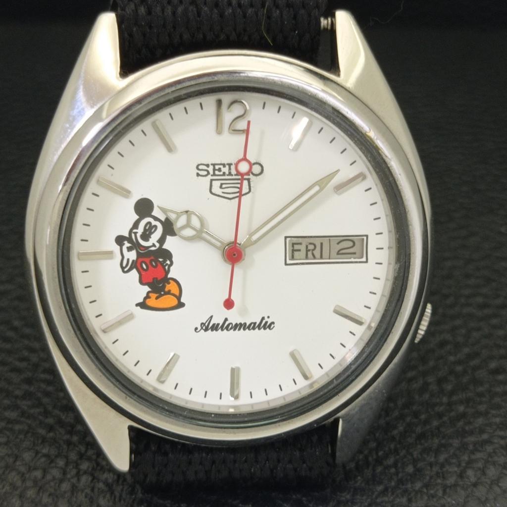 AUTOMATIC VINTAGE SEIKO 5 JAPAN 7009A MENS WHITE COLOR DIAL WATCH a700587-5 R203-a700587