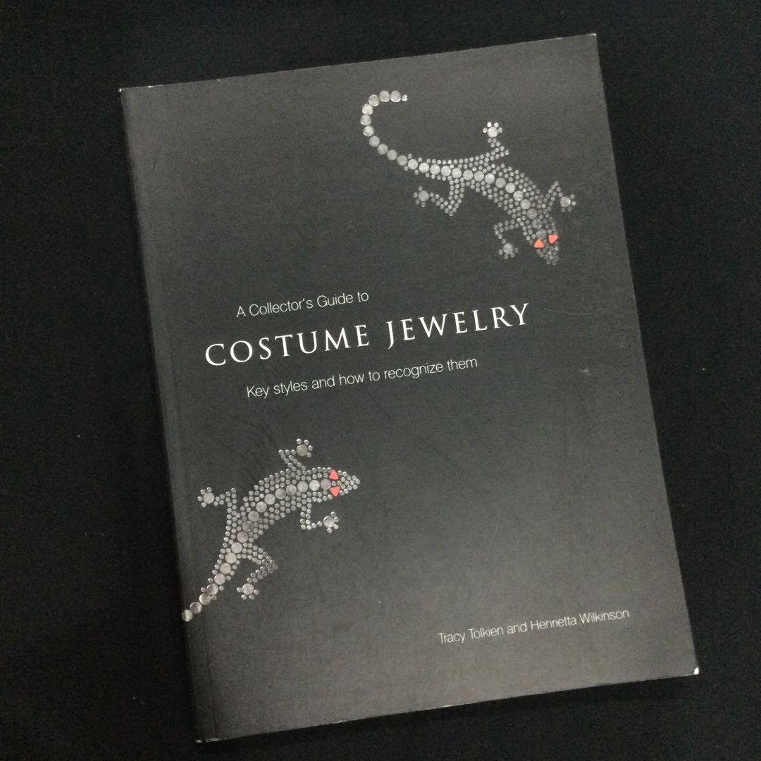 

[USED] Costume Jewelry Foreign Books Costume Jewelry Jewelry Accessories