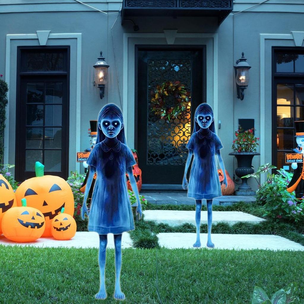 2 Pieces Halloween Zombie Girl Prop Theme Decor 2D Flat Yard Signs Garden Stakes for Lawn Front