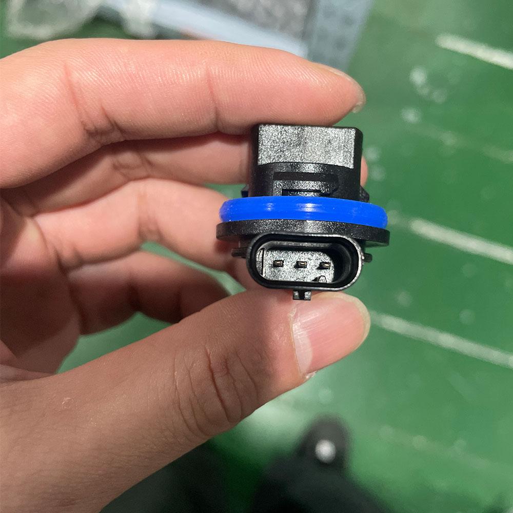 2x Parking Light Lamp Bulb Socket Holder For 2017-2019 Ford Escape GJ5Z-13411-D