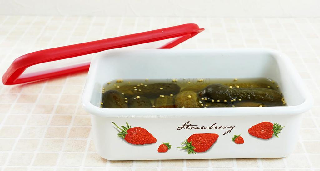 Fuji Enamel Storage Container, Shallow, Square, Medium, Strawberry, with Lid, Stackable, Oven Safe