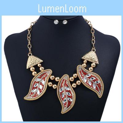 Vintage Leaf Shape Necklace Set With Alloy Metal And Multilayer Design For Fashion Enthusiasts