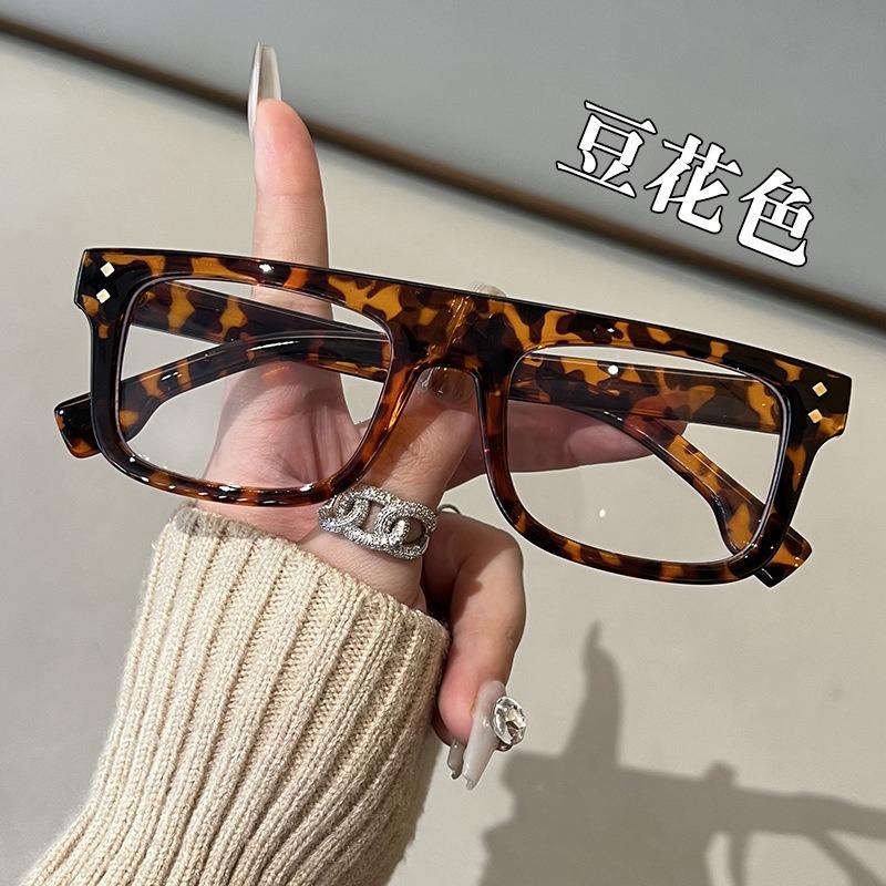 Anti Blue Light Glasses Women and Men Fashion Square Prescription Eyeglasses Myopia Hyperopia Glasses Frame Eyewear