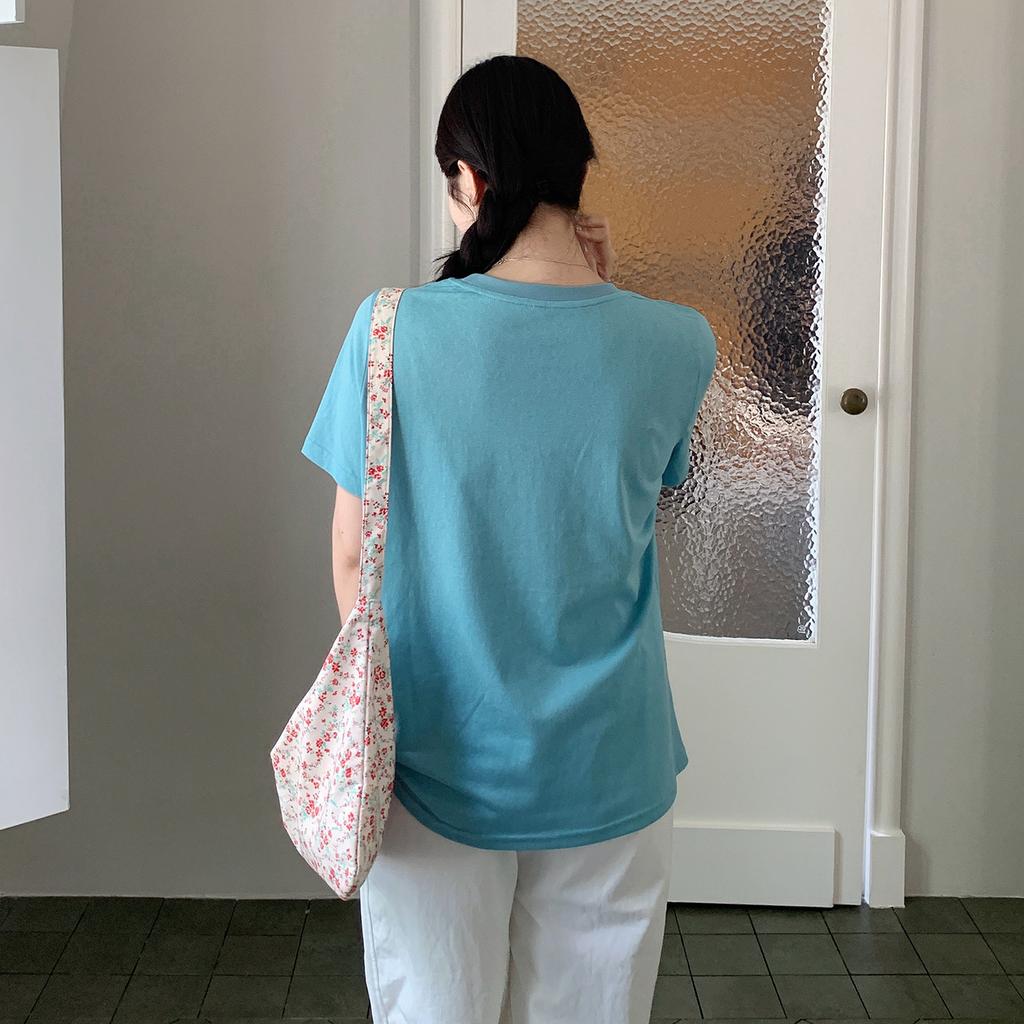 Large size loose cartoon small conch print T-shirt 2026 summer new versatile age-reducing top 264900