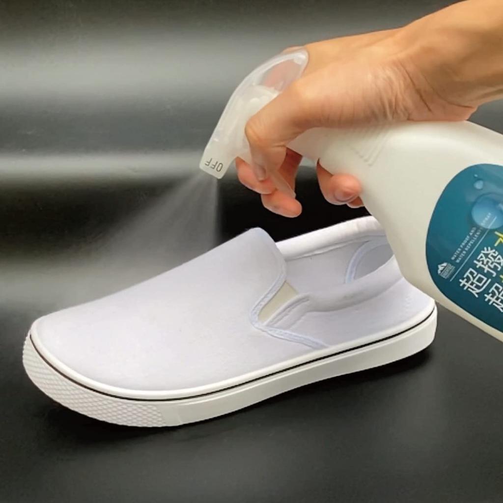 Eigertec Waterproof Super for Shoes and Large Surface Waterproof for Shoes and Sneakers Spray, 430ml, Water-Repellent, Long-Lasting, Clothing,