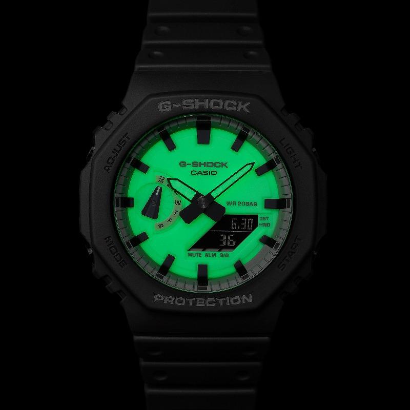 Casio Orologio da uomo G-SHOCK in resina, resistente all'acqua 200M, analogico, resistente agli urti, al quarzo, GA-2100HD-8A