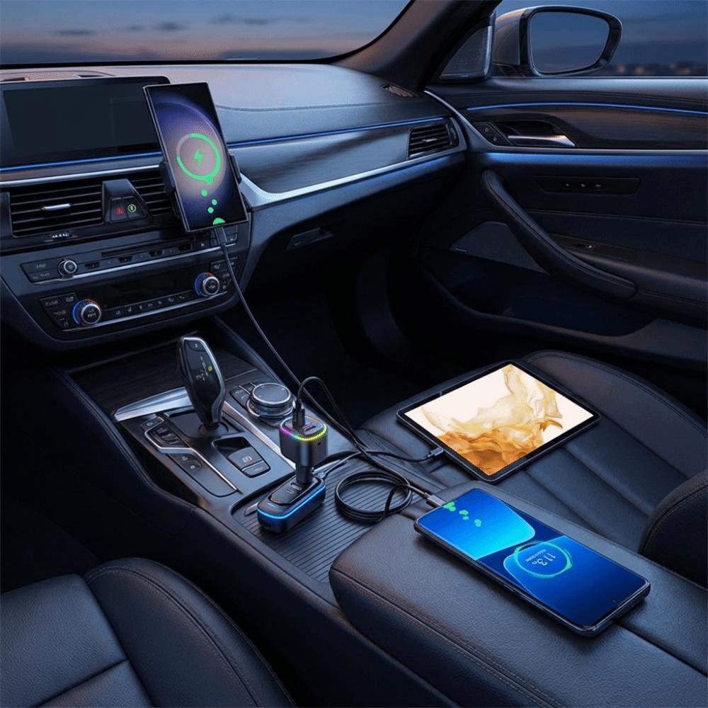 81W Power Car-mounted multi-function charger 6 in 1 Ports Super Fast Charging  Universal Vehicles