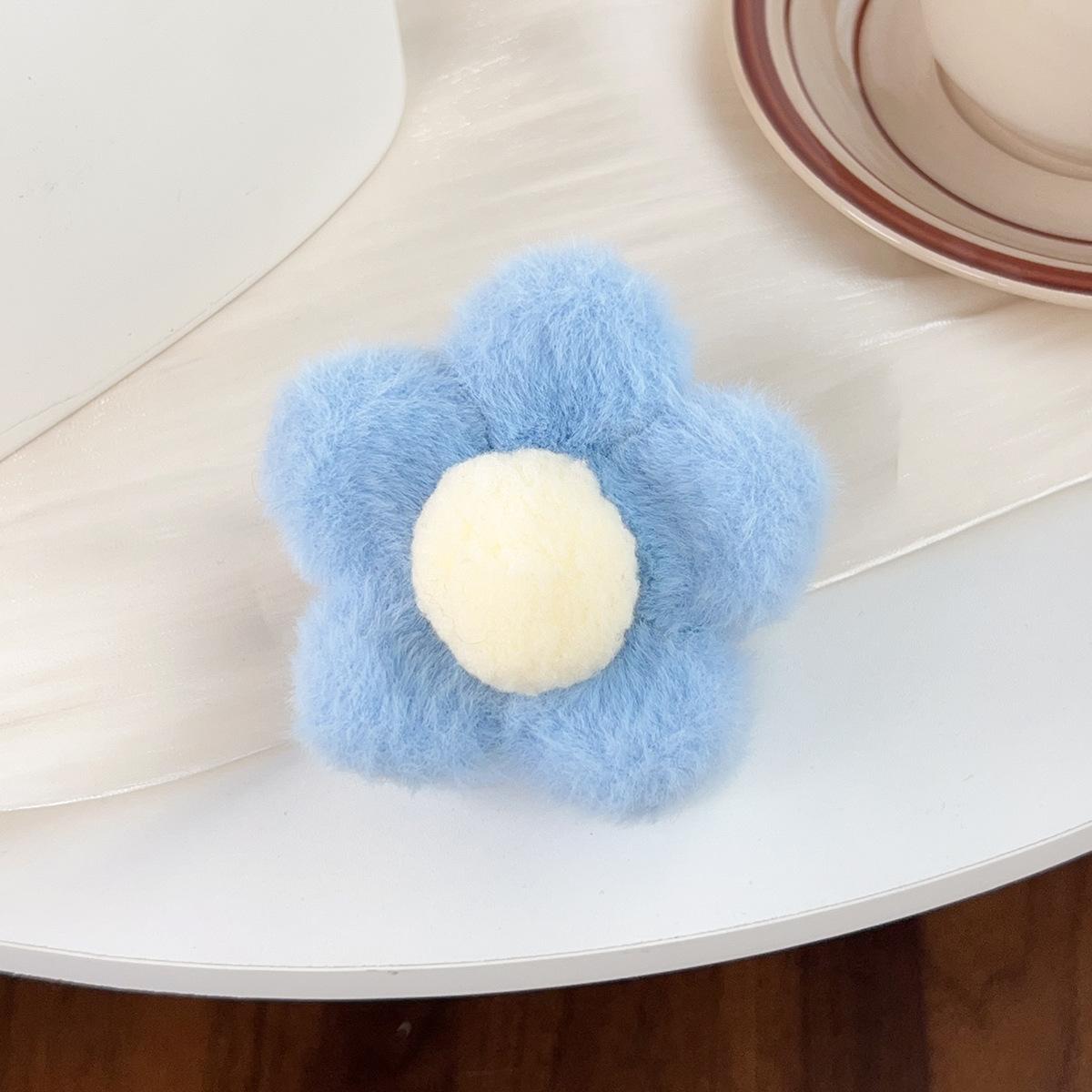 

Милая осенне-зимняя плюшевая заколка-клипса для волос в виде цветка и акулы для женщин