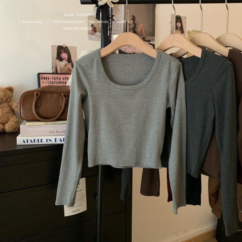 Women's Autumn Chic Slim-Fit Solid Color U-neck Long-Sleeve Base Layer Top