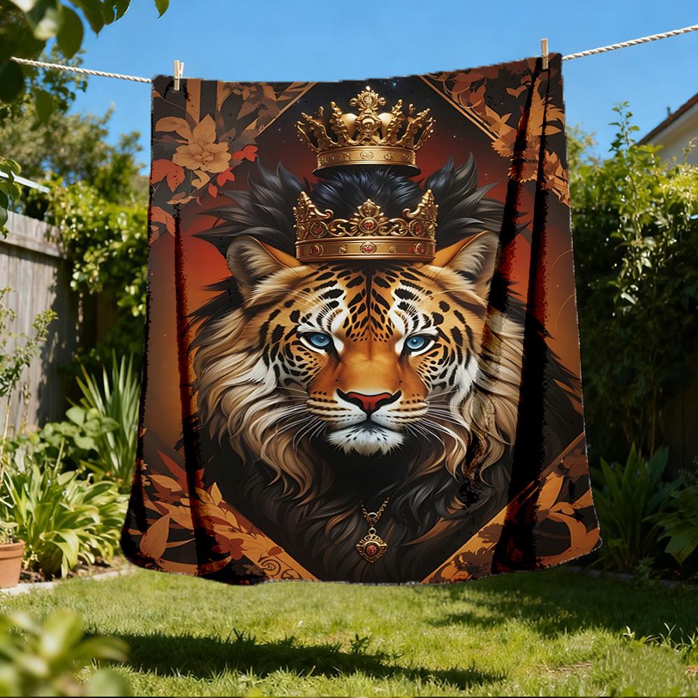 1pc Royal Tiger Crown Print Outdoor Blanket, Lightweight Polyester,