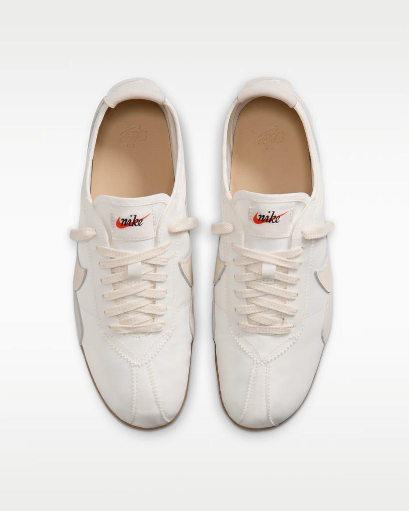 IW0955-100 Nike Moon Shoe OG "White" (Women's)