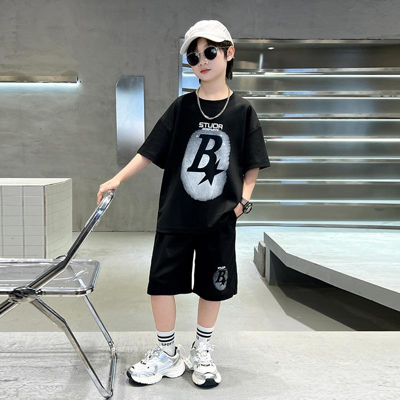 

Летний костюм для мальчиков с короткими рукавами, шорты, для больших детей, красивый летний повседневный костюм из двух частей 160 чёрный