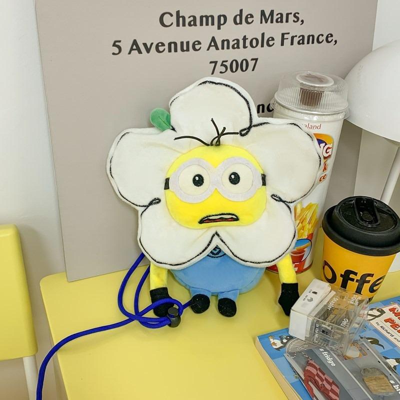 

Cute flower yellow villain furry messenger bag new personalized girl heart doll shoulder bag gift жёлтый