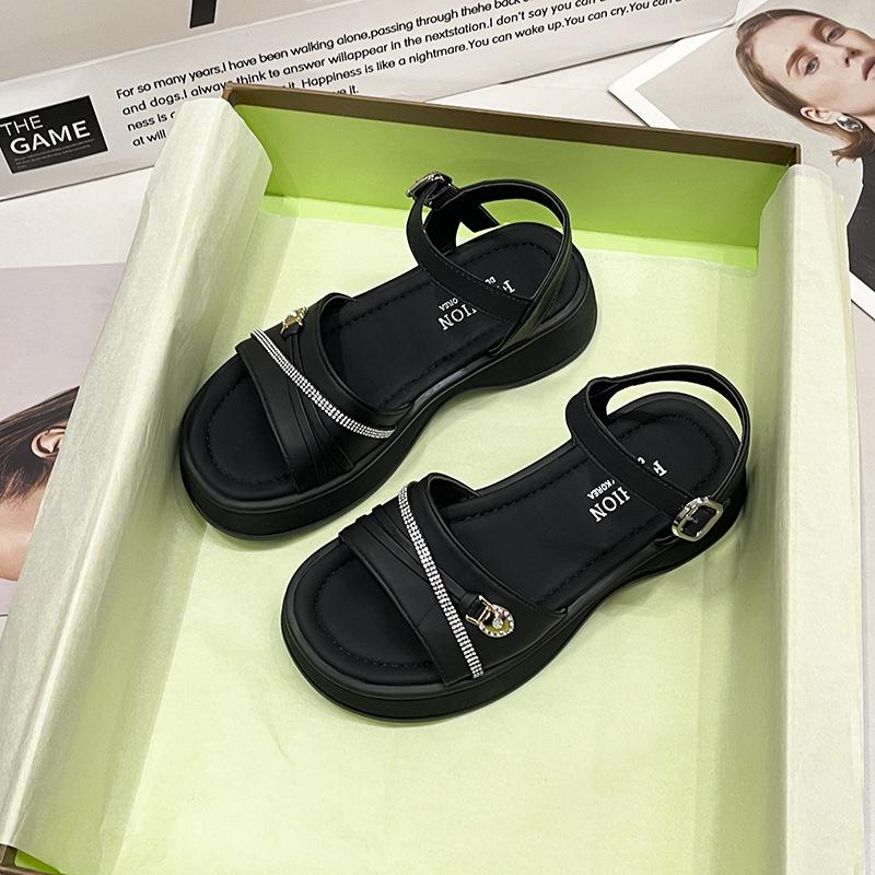 Roman sandals women's 2025 summer new small height increase 5cm muffin thick-soled toe cover toe beach shoes