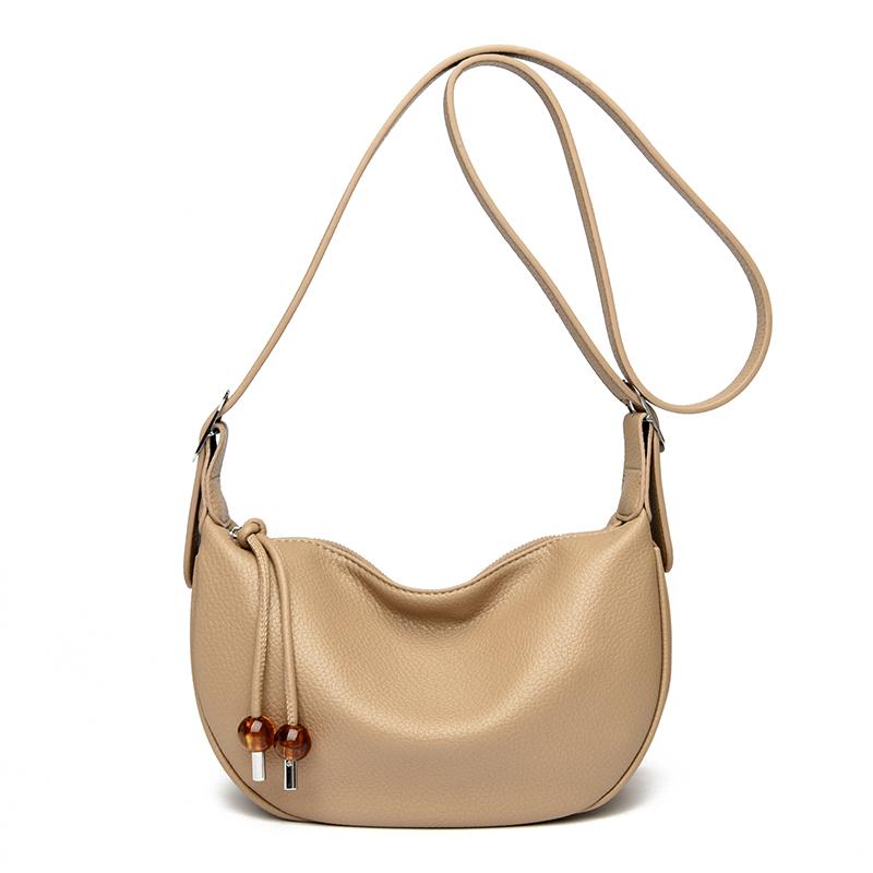 A Simple and Stylish Women's Shoulder Bag,A Fashionable Crossbody Bag, Suitable for Daily Use,Shopping, Commuting, and Multi Compartment Shoulder Bags