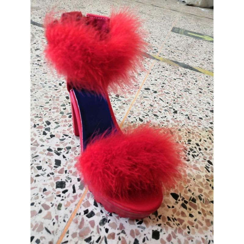 

Women s sandals summer new Mao Mao buckle with thick heel high heels waterproof table fish mouth large size women s shoes 35 червоний