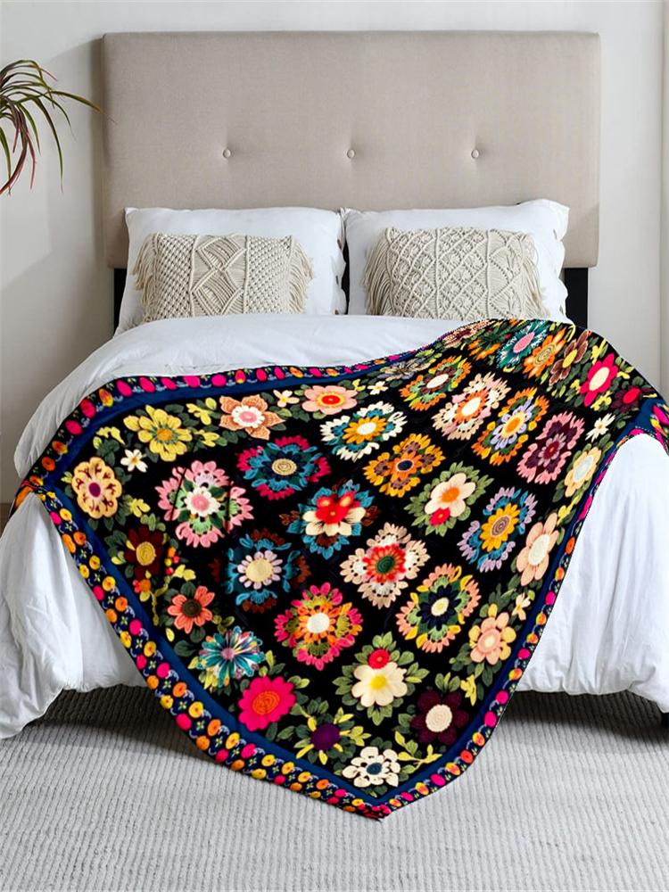 1 Piece Floral Pattern Flannel Blanket, Colorful, Soft, Suitable for Sofa, Bed, Office, All-season Use.