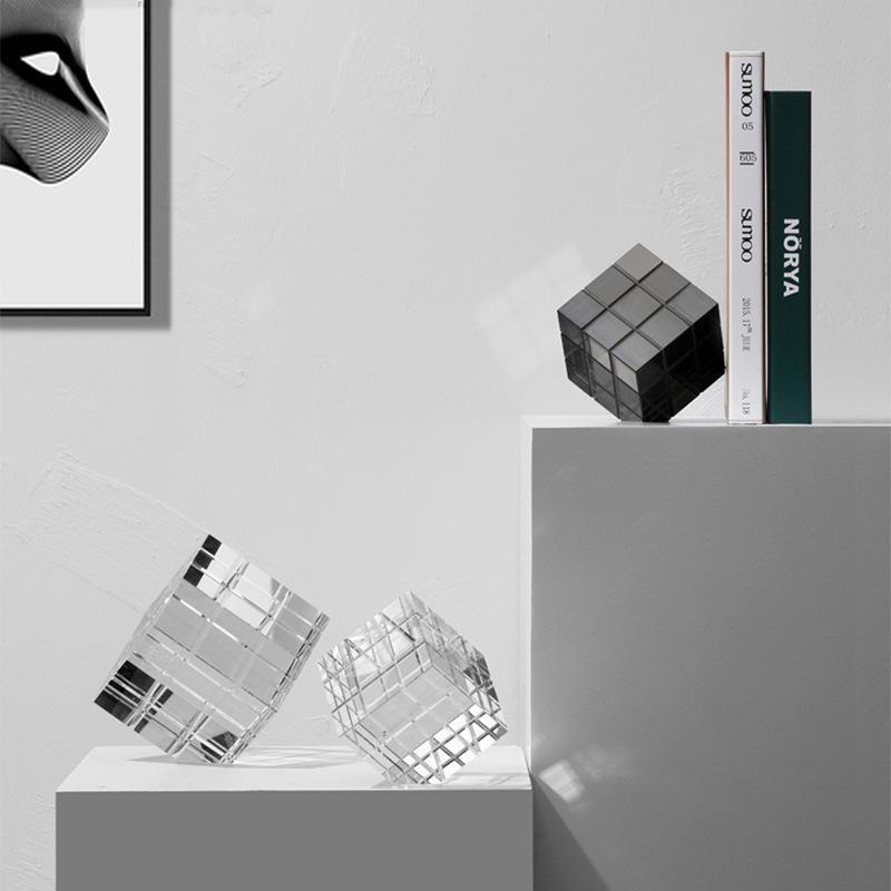 Einzigartiger Top Art Rubiks Würfel Kleine Ornamente Glas Luxus Wohnzimmer Büro TV-Schrank Tischplatte Eingang Heimdekoration