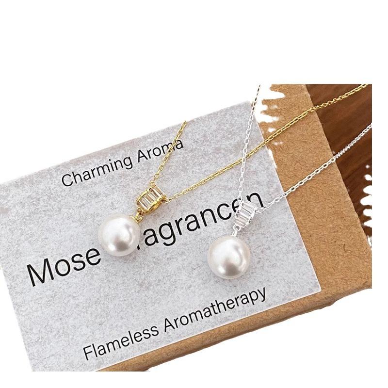 French Light Luxury Exquisite Square Diamond Round Pearl Pendant Clavicle Necklace For Women