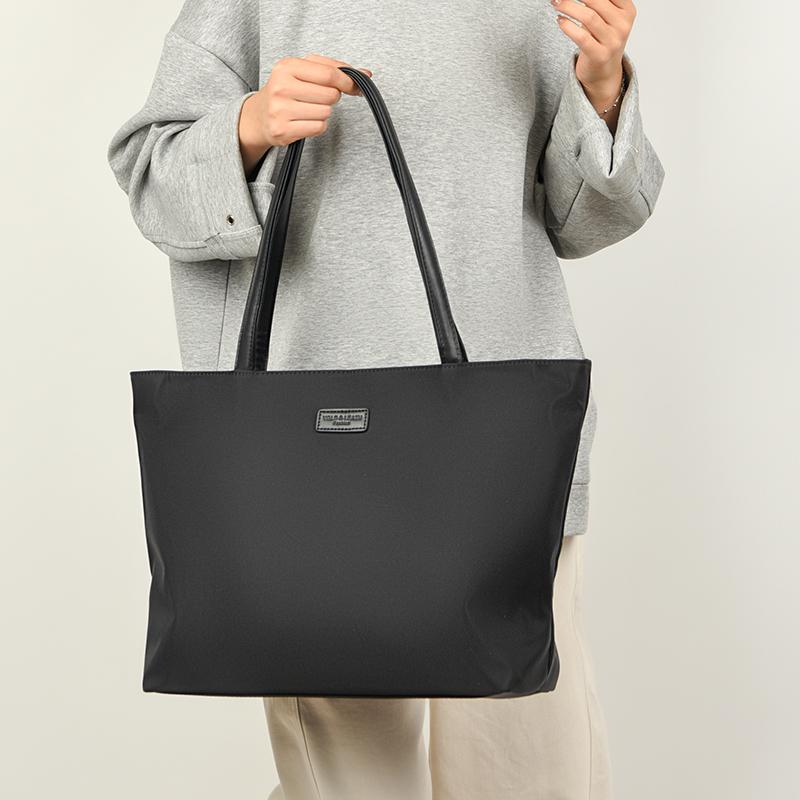 Women's Minimalist Handbag, Large-capacity Shoulder Bag, Vintage Handbag, Women's Handbag, Fashionable Daily Shoulder Bag