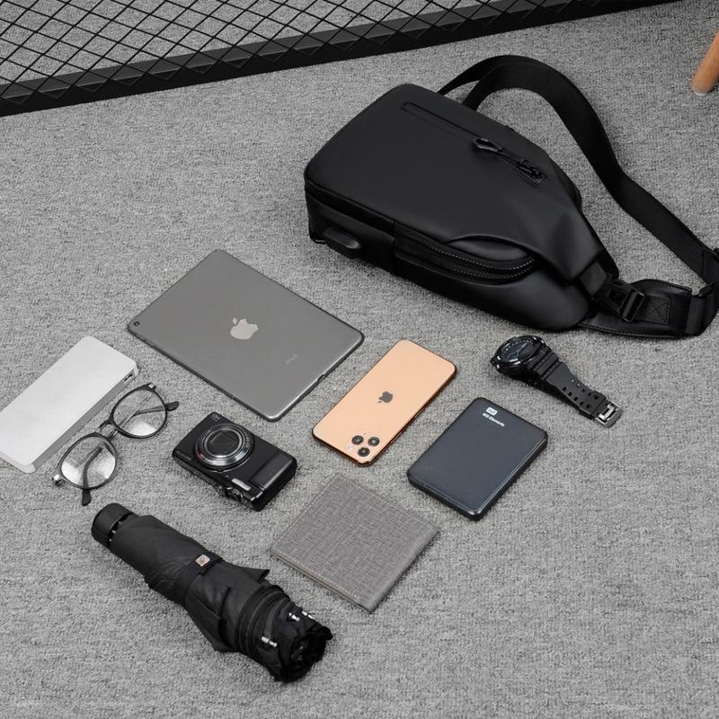 Men'S Breast Bag Fashion Trendy Shoulder Bag Crossbody Sports Backpack Anti-Splashing Breast Bag