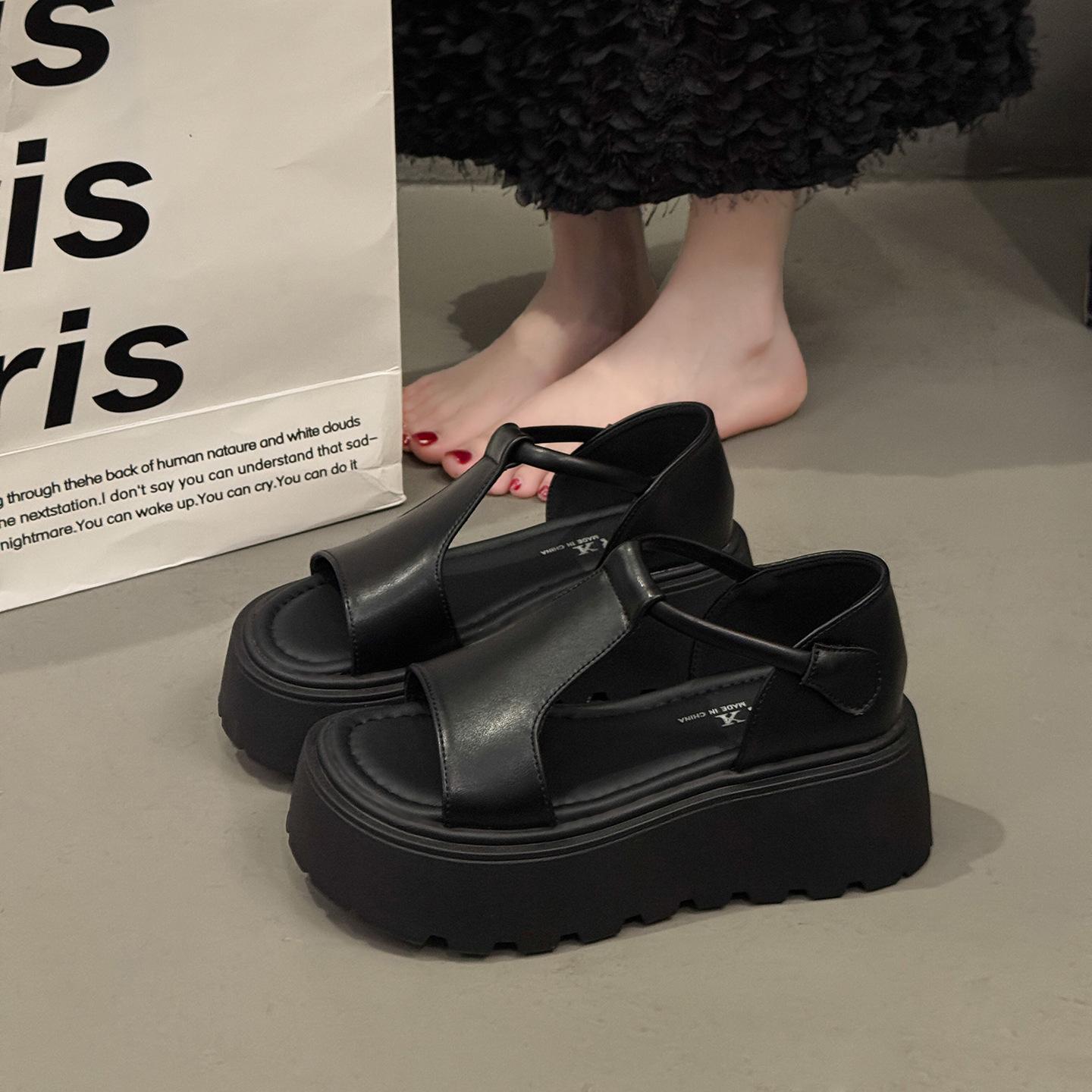 

Muffin platform sandals women s summer 2025 new with skirt retro versatile casual heightening soft-soled beach Roman shoes 40 чорний