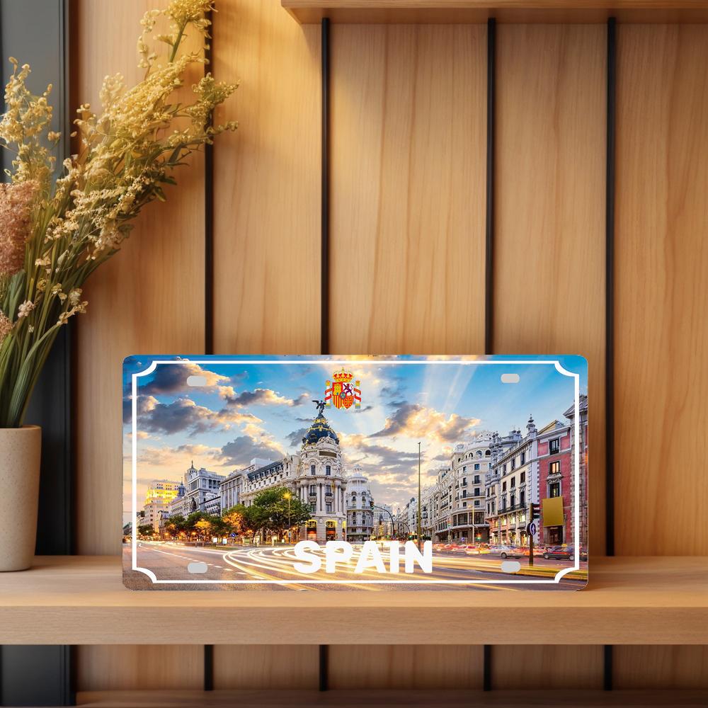 YZFQ Spain Madrid  Vintage Metal Sign Barcelona Tin Plate Tourist Souvenir For Wall  Bar Garage Home Decor 12X6inch JM-0174