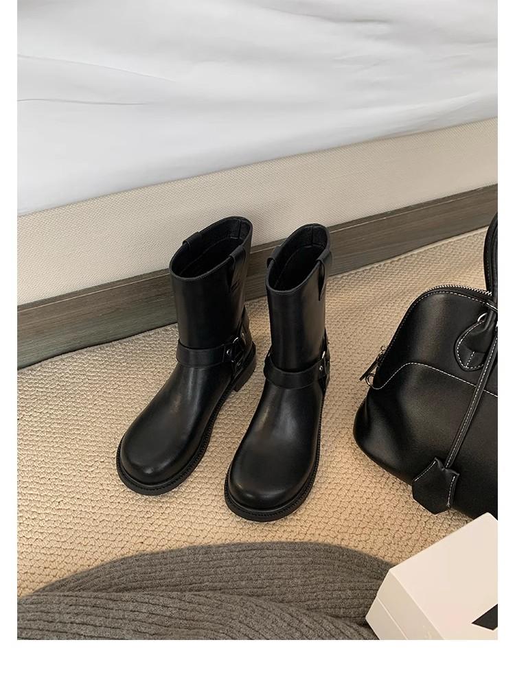 Grape mother same versatile round head metal buckle retro low heel western short boots women's autumn and winter leather thin boots