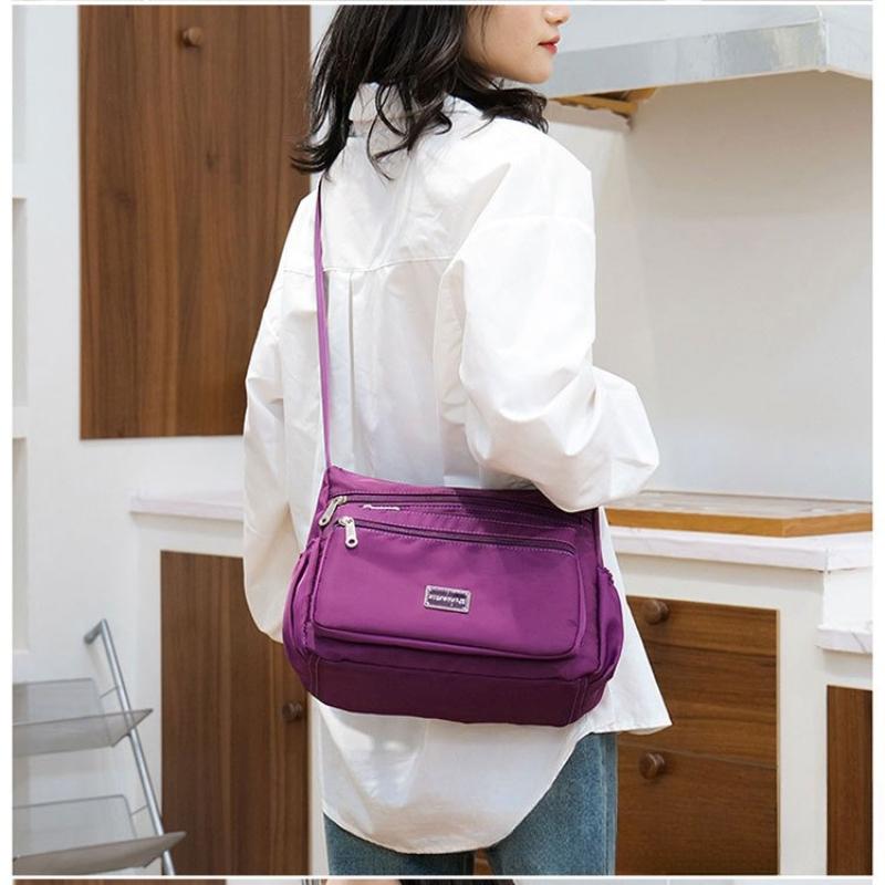 2025 new Oxford cloth women's bag casual multi-layer shoulder messenger bag breathable large capacity small square bag mother bag