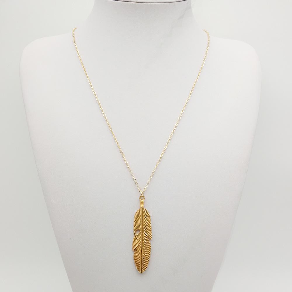 European & American Style Feather Leaf Necklace – Simple, Long Chain Jewelry Accessory