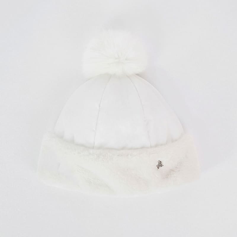 

nitina mink fur beanie WH white