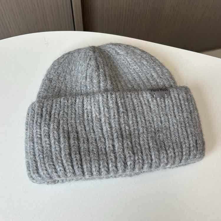 New Autumn and Winter Warm Knitted Hat Men's and Women's Fashion Versatile Bag Head Cold Hat Outdoor Leisure Student Pullover Hat