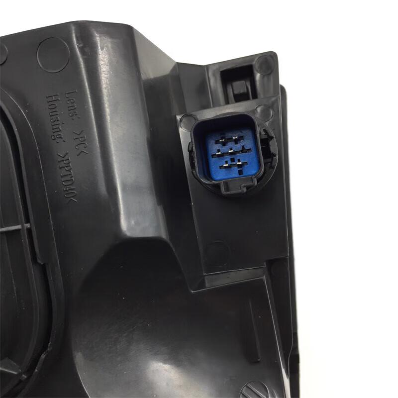 Far Kangnafu pentru Ford Transit V348 (2009-2012)