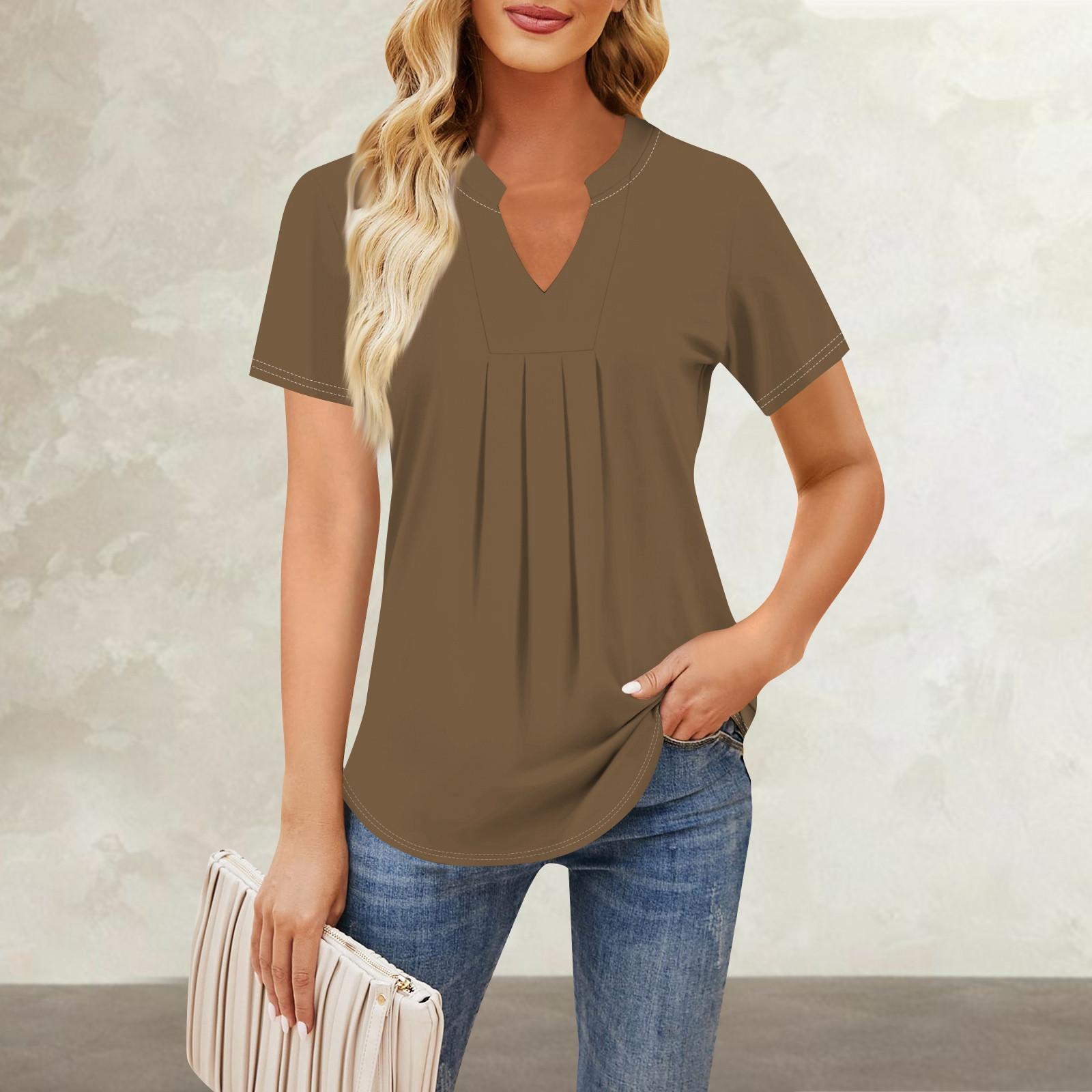 Женская повседневная свободная футболка с коротким рукавом и v-образным вырезом на груди — фото 12