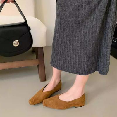 Französische Retro Wildleder Eckkopf Flachmund Einzelne Schuhe Damenschuhe 2024 Neu Herbst Temperament Pendler Flache Absätze