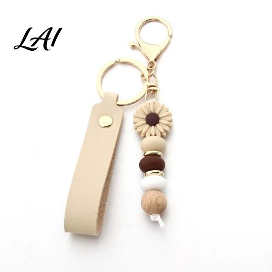 Decorative Handbag Charm Silicone Flower Keychain with Faux Leather Wristlet Car Key Ring Pendant Pendant Backpack Wood Beads Women