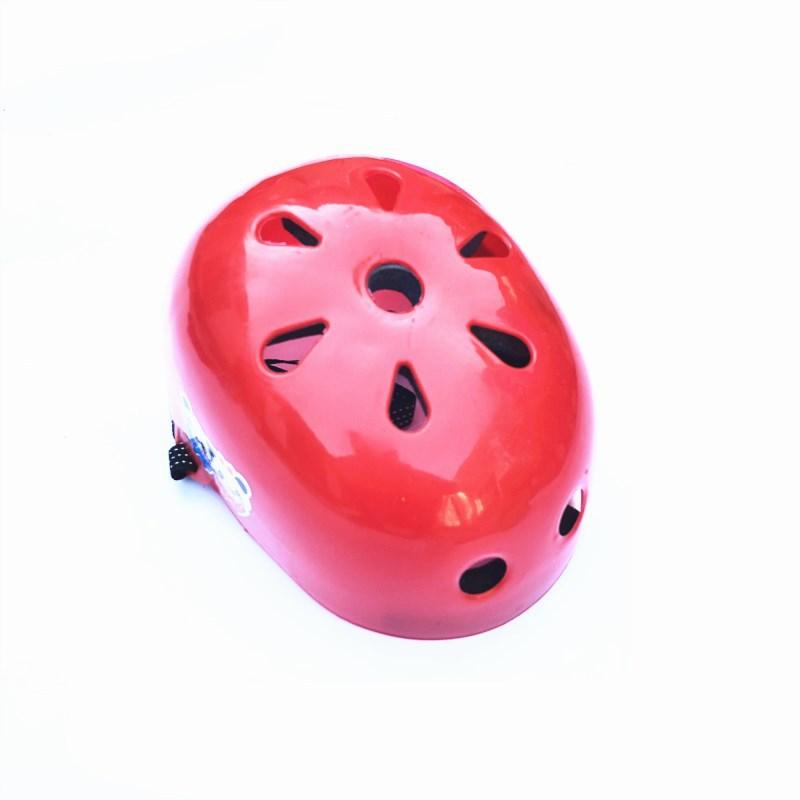 

Маленький детский шлем для катания на роликах, утолщенный шлем в форме цветка сливы (Сумка Спина Дизайн Мозга) Шлем для катания на коньках Шапка one size fits all красный