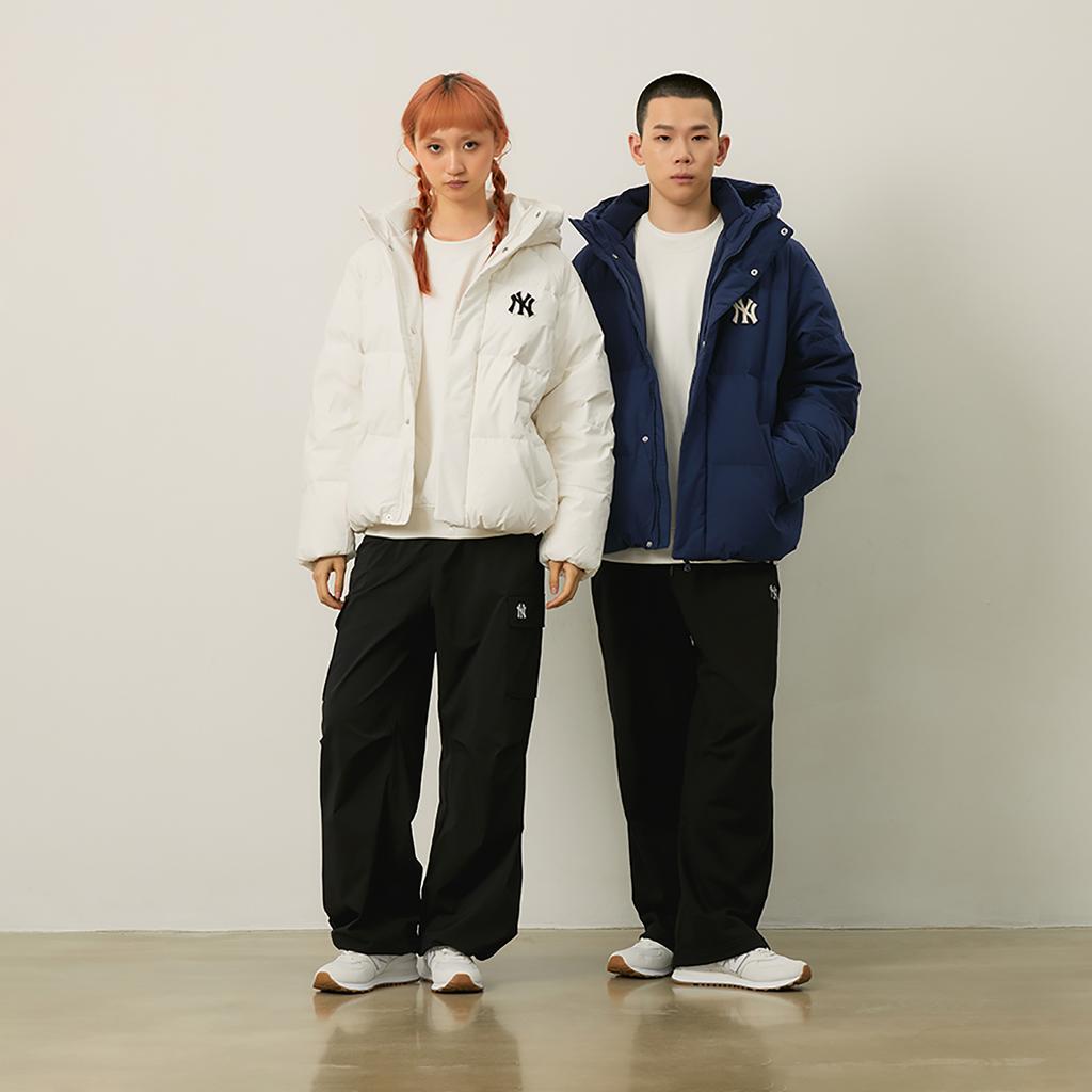 New MLB Preppy Style Collection New York Yankees FW24 Down Jacket Unisex Cream 3ADJV1046-50CRS