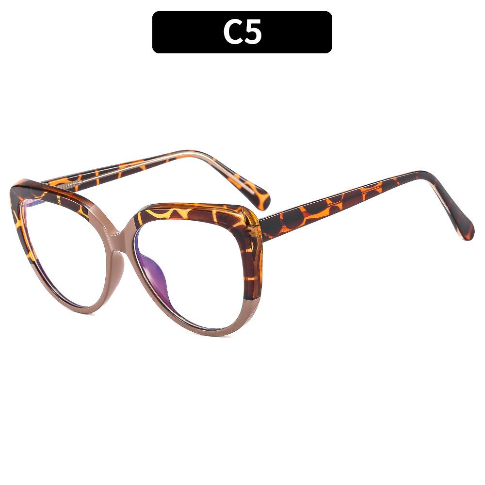 Women's eyewear: trendy cat-eye glasses