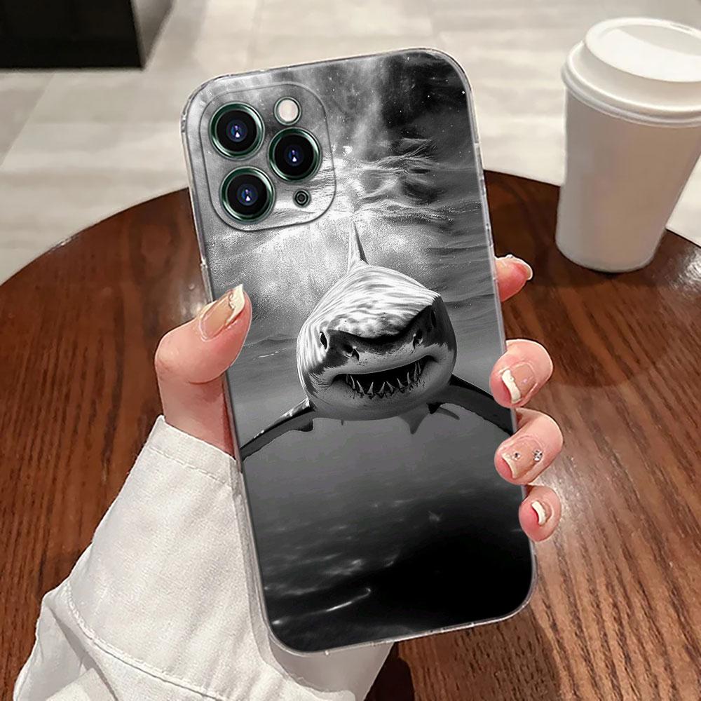 Ocean Whale Shark Swimming Case For Apple iPhone 17 16 15 14 13 12 11 Pro Max 16 Plus 16E 17Air 17Pro Phone Cover Silicone Funda