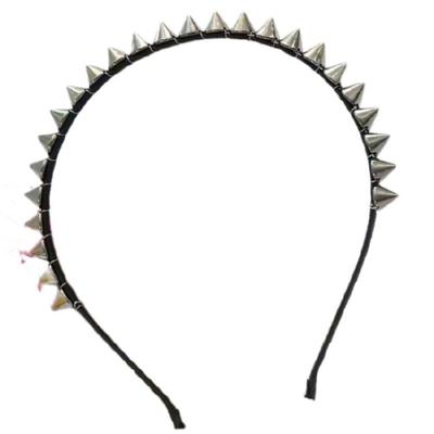 Alternative Mode Silberne Stirnbänder mit ausgefallenen Metallspitzen Rocker-Stil Haaraccessoire für Konzerte Ausgehabende