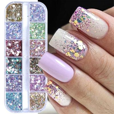 Designul unghiilor – Glitter și sclipici pentru unghii