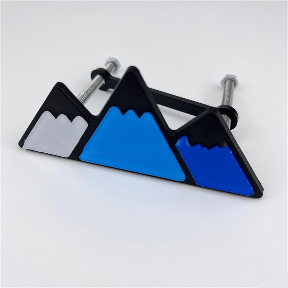 

New 3 Color Grille Badge Emblem For 4Runner 2018 2019 Car Tri Color Grill Acrylic Badge Accessories красный