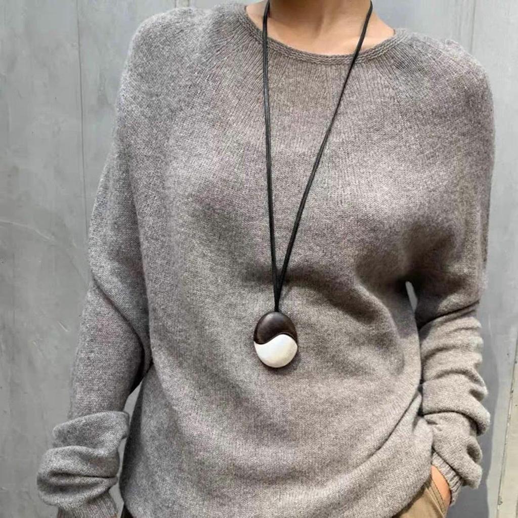Ebony Wood Leather Cord Necklace: Luxury Long Color Block Pendant for Autumn/Winter Sweaters