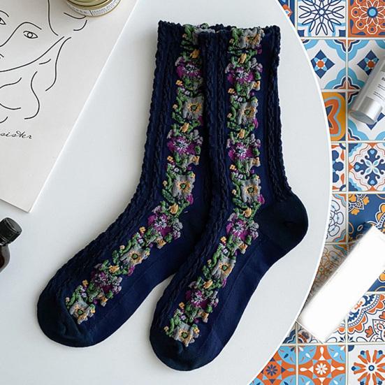 1 par middels lange, varme sokker til kvinner, med blomstermønster og etnisk trykk, crew socks for høst og vinter