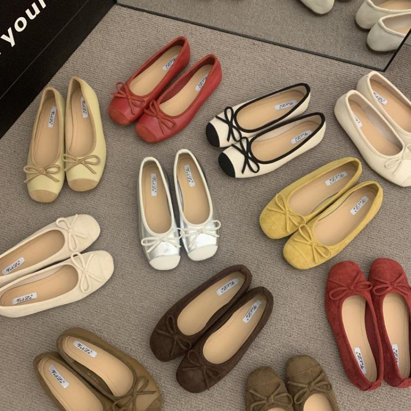 Gentle ballet ladyshoes flat shoes French retro soft sole silver new Chinese red single shoes spring small fragrant wind women's shoes
