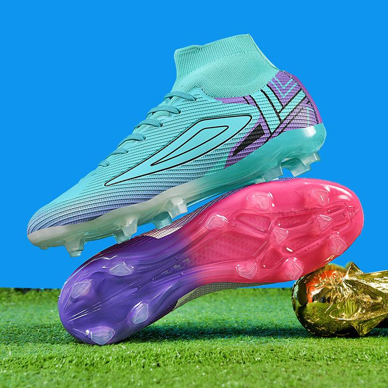 

Football shoes men s and women s new seamless fly-woven sports shoes spiked lawn European Cup game training leather shoes 36