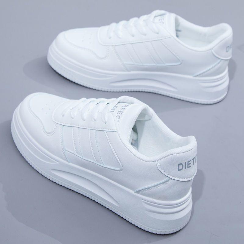 Little white shoes 2025 season popular street shot versatile fashion casual board shoes Korean version of Internet celebrity women's thick-soled muffi